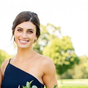 Meet your Posher, Casey